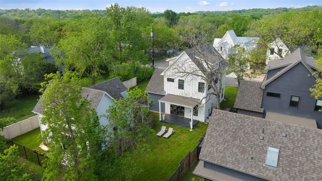 5701 Tura LN 1, Austin, TX 78721