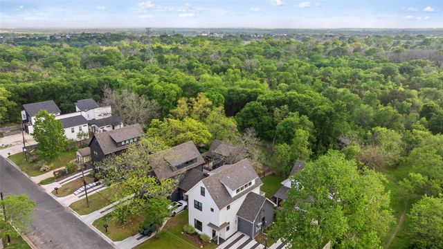 5701 Tura LN 1, Austin, TX 78721