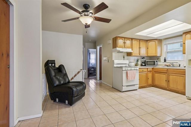 6107 Palisade Avenue, West New York, NJ 07093