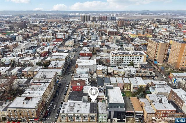 6107 Palisade Avenue, West New York, NJ 07093