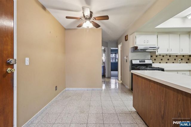 6107 Palisade Avenue, West New York, NJ 07093
