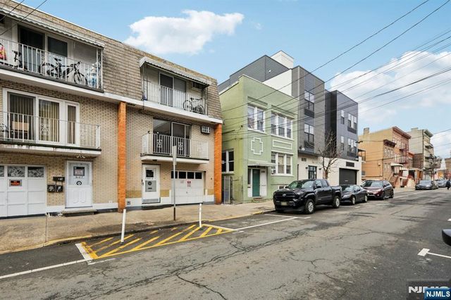 6107 Palisade Avenue, West New York, NJ 07093