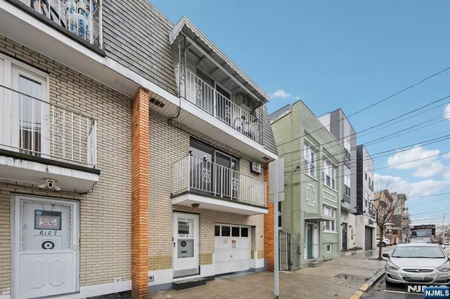 6107 Palisade Avenue, West New York, NJ 07093