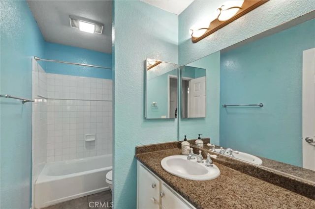 1282 Whisperglen, San Dimas, CA 91773