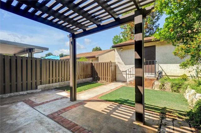 1282 Whisperglen, San Dimas, CA 91773