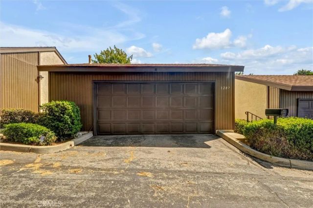 1282 Whisperglen, San Dimas, CA 91773