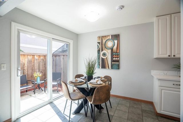 325 San Miguel Ct 2, Milpitas, CA 95035