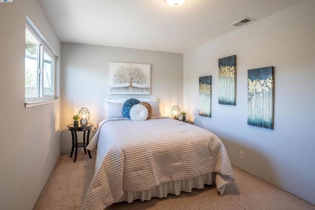325 San Miguel Ct 2, Milpitas, CA 95035