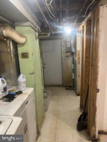 1315 PARKER ST, Chester, PA 19013