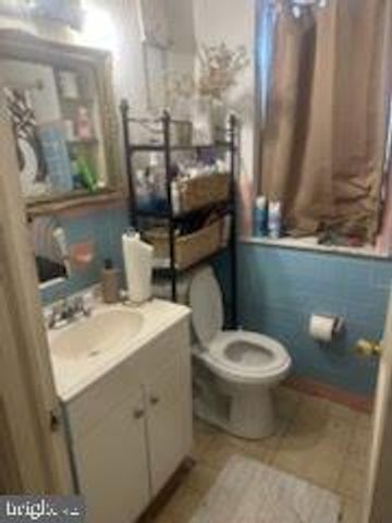 1315 PARKER ST, Chester, PA 19013