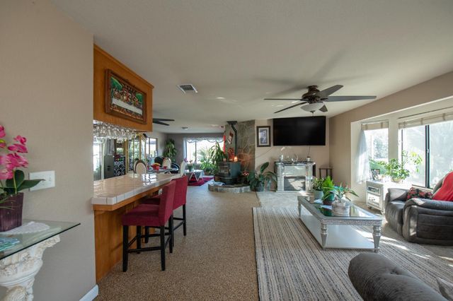 37129 Pebble Lane, Yokuts Valley, CA 93675