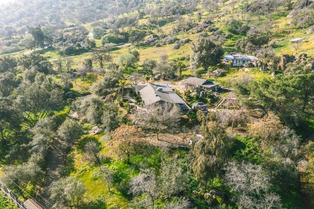 37129 Pebble Lane, Yokuts Valley, CA 93675