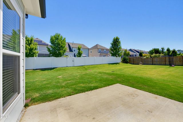 3146 Zebroid Way, New Hill, NC 27562