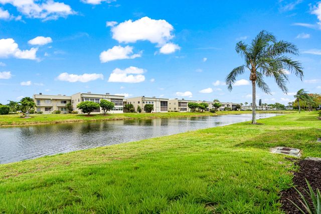 360 Monaco Court 360, Delray Beach, FL 33446