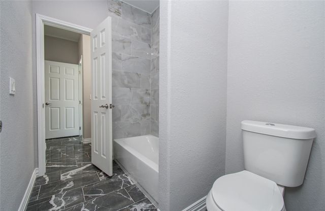 898 Road 3556, Cleveland, TX 77327