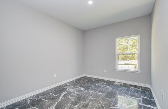 898 Road 3556, Cleveland, TX 77327