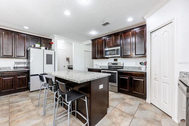 124 MARAVILLA WAY, Groveland, FL 34736