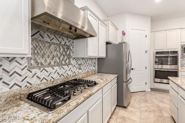 26928 N 102nd Lane, Peoria, AZ 85383