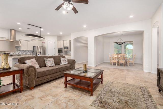 26928 N 102nd Lane, Peoria, AZ 85383