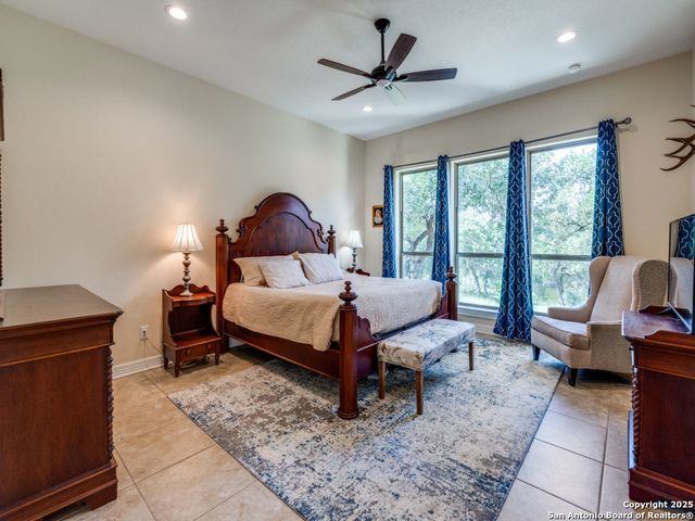 1556 Canyon Lake Drive, Canyon Lake, TX 78133