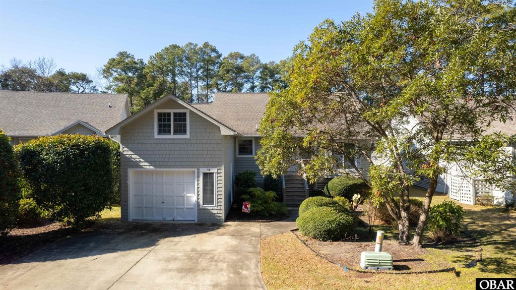 Image 1 of property listing at 10 Mallard Cove Loop Lot 10, Southern Shores, NC 27949