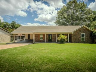 3168 SYCAMORE VIEW RD, Bartlett, TN 38134