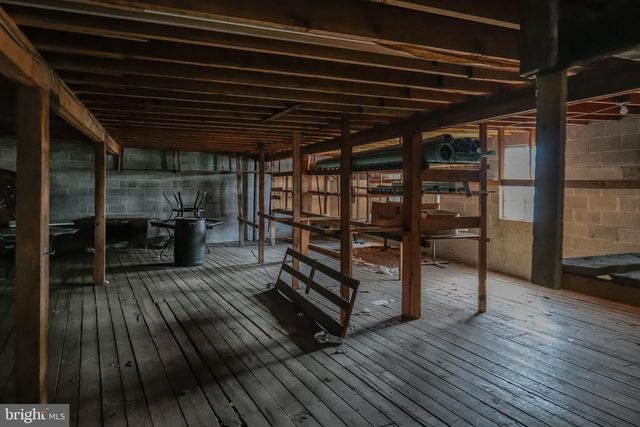 1206 E OLDTOWN RD, Cumberland, MD 21502