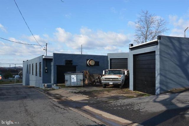 1206 E OLDTOWN RD, Cumberland, MD 21502