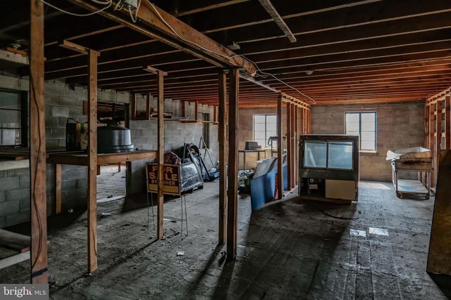 1206 E OLDTOWN RD, Cumberland, MD 21502