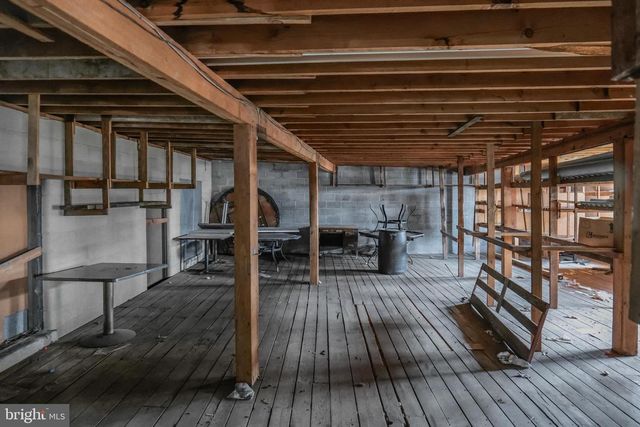 1206 E OLDTOWN RD, Cumberland, MD 21502