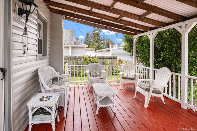 150 Shaw Avenue, Valley Stream, NY 11580