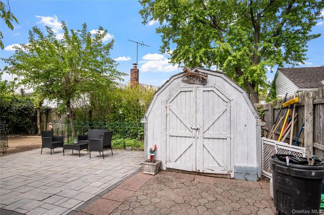 150 Shaw Avenue, Valley Stream, NY 11580