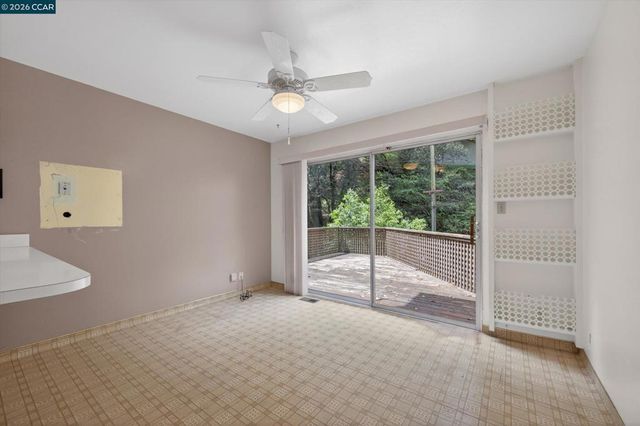 6334 Doran Dr, Oakland, CA 94611