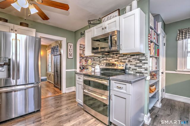 292 Richmond Avenue, West Haven, CT 06516