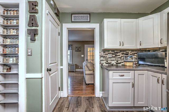 292 Richmond Avenue, West Haven, CT 06516