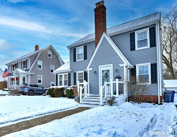 292 Richmond Avenue, West Haven, CT 06516