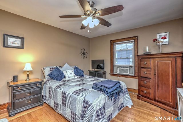 292 Richmond Avenue, West Haven, CT 06516