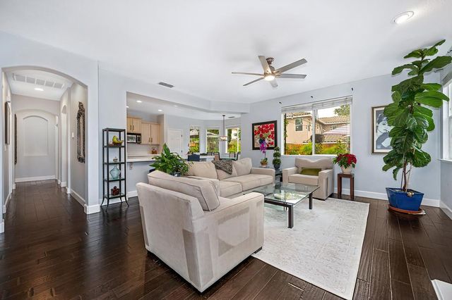 7500 Linksman Ct, Rancho Murieta, CA 95683