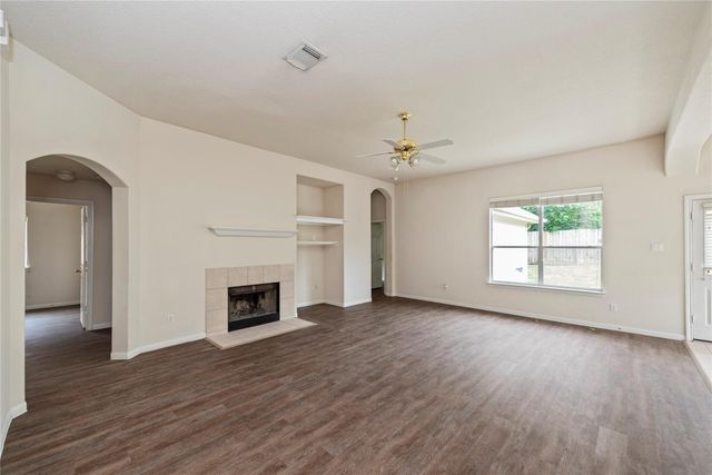 3722 Northshore Drive, Montgomery, TX 77356