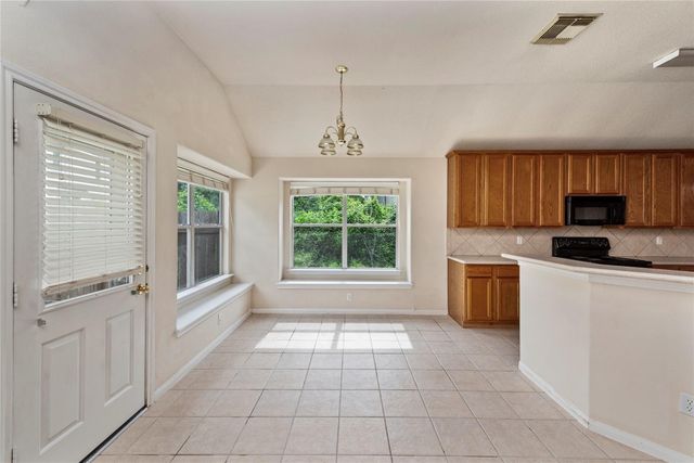 3722 Northshore Drive, Montgomery, TX 77356