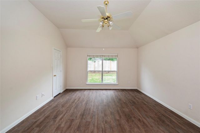 3722 Northshore Drive, Montgomery, TX 77356