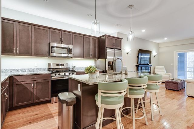 6 Heartwood, Plymouth, MA 02360