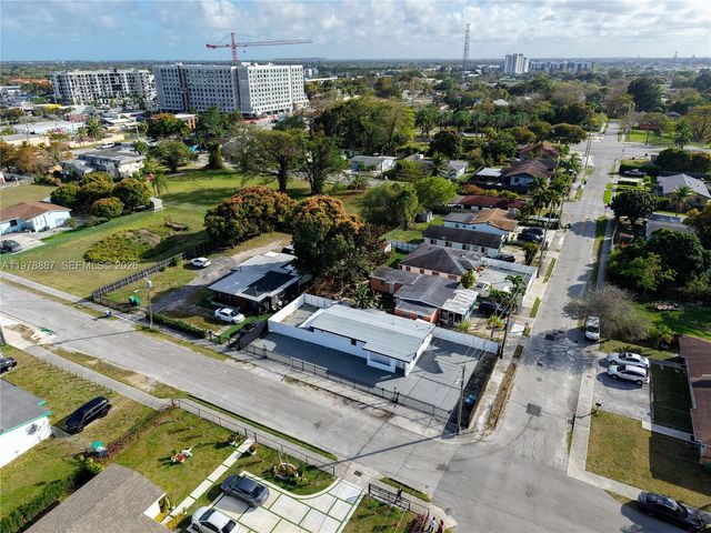 10090 W Fern St, Miami, FL 33157