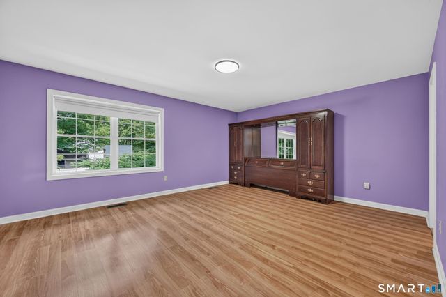 11 John W Luty Drive, Montville, CT 06370