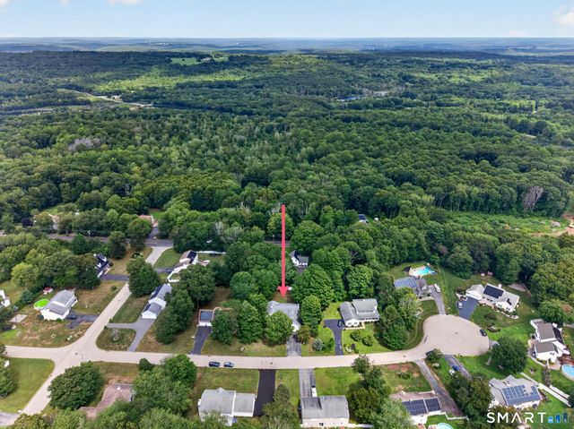11 John W Luty Drive, Montville, CT 06370