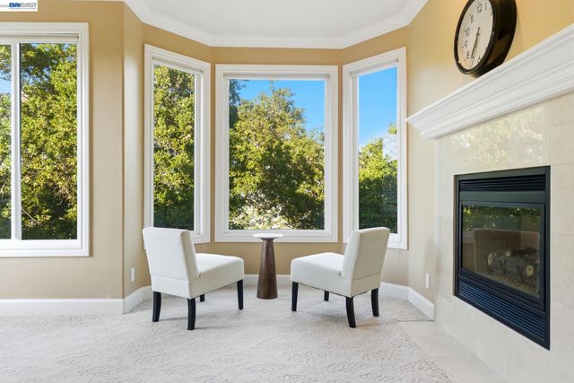 8411 Goldenrod Cir, Gilroy, CA 95020