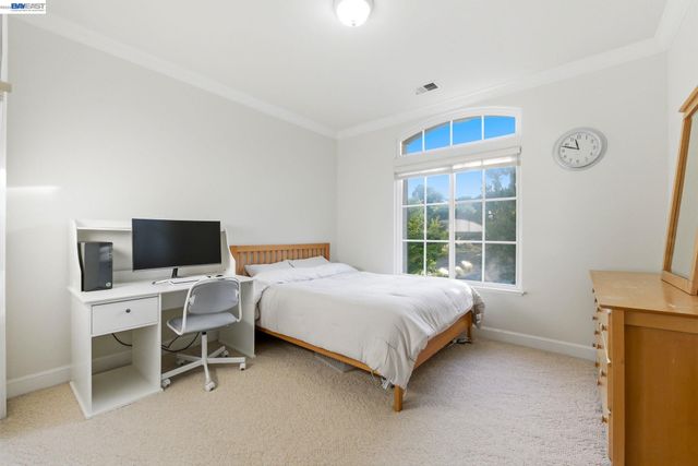 8411 Goldenrod Cir, Gilroy, CA 95020