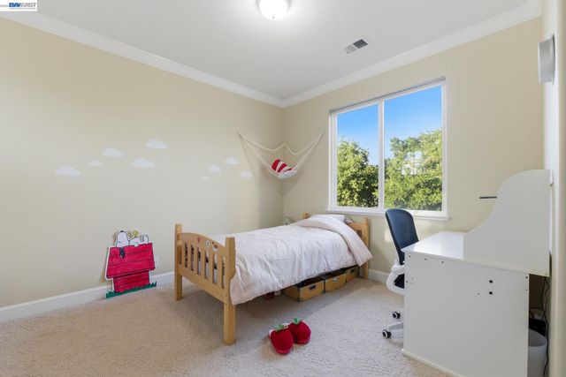 8411 Goldenrod Cir, Gilroy, CA 95020
