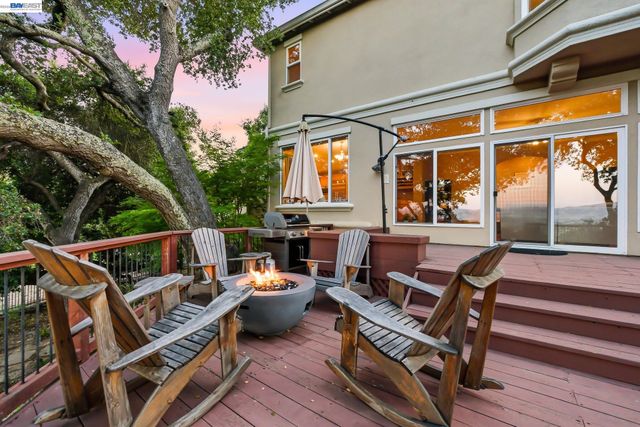 8411 Goldenrod Cir, Gilroy, CA 95020