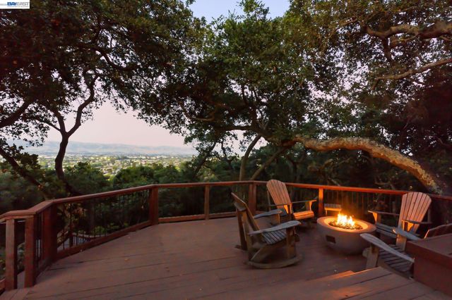 8411 Goldenrod Cir, Gilroy, CA 95020
